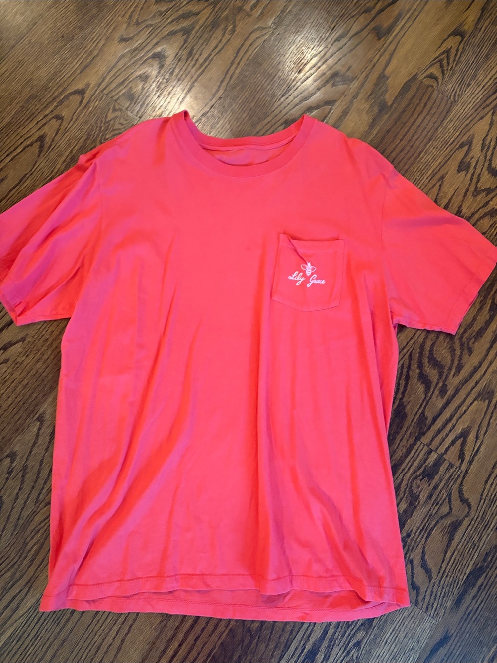 Lilly Pulitzer Women’s Short Sleeve Pocket Tee in Coral Pink